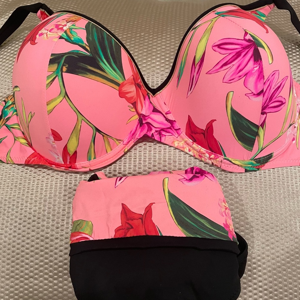 NWT 2/3/4XL pink tagged bikini hipster underwire plus